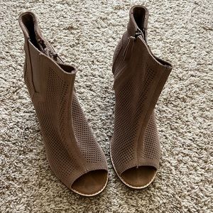 TOMS Nude open toe booties in perforated suede size 8.5